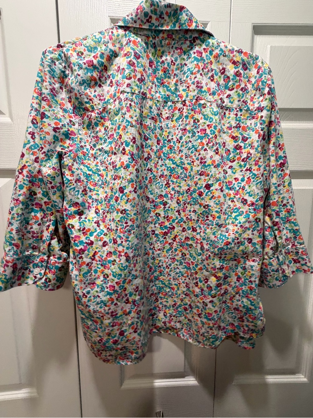 Westbound Floral Button-Front collar shirt in White Multi - Picture 3 of 3